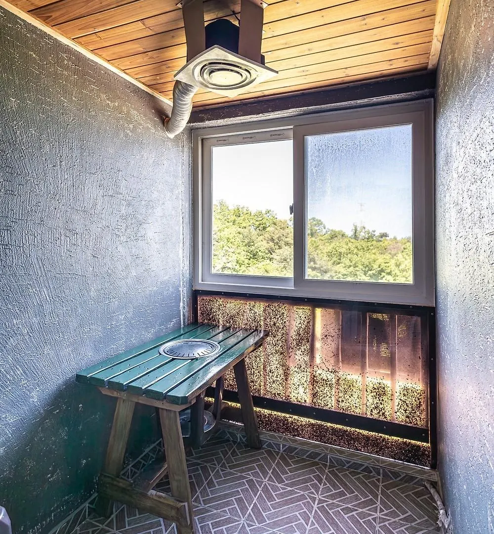 Guest house Gyeongju La Siesta Private Bbq, Disney&Netflix South Korea