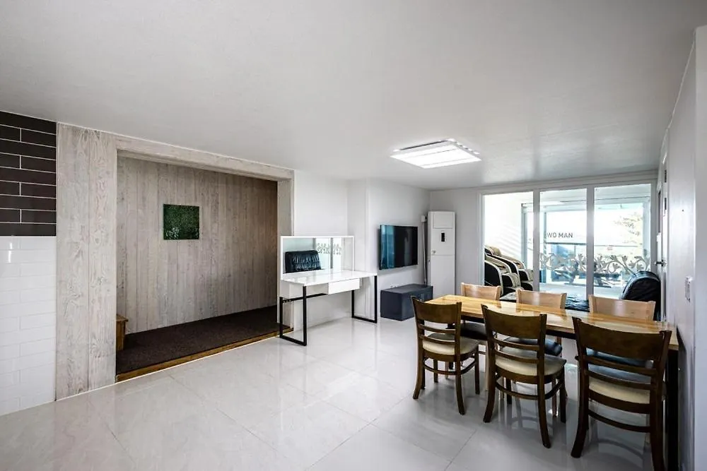 Gyeongju La Siesta Private Bbq, Disney&Netflix Guest house