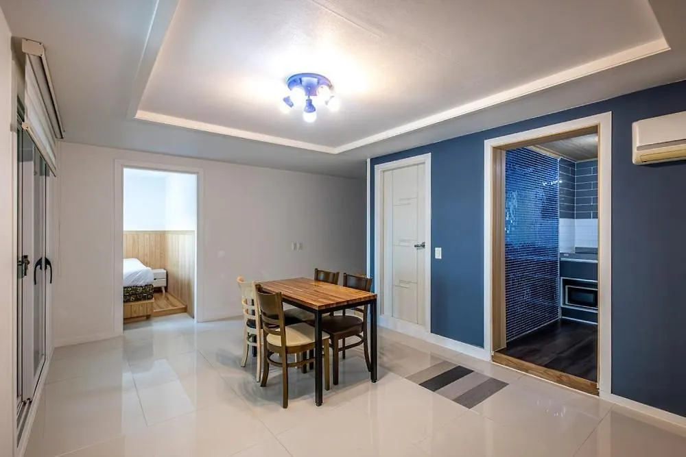 Guest house Gyeongju La Siesta Private Bbq, Disney&Netflix