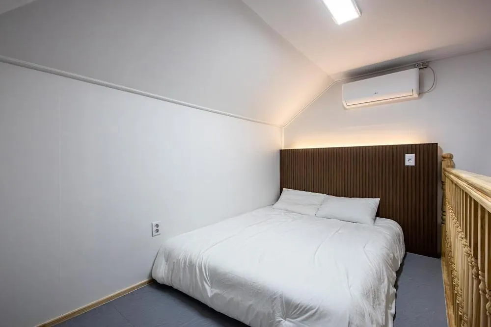 Gyeongju La Siesta Private Bbq, Disney&Netflix Guest house