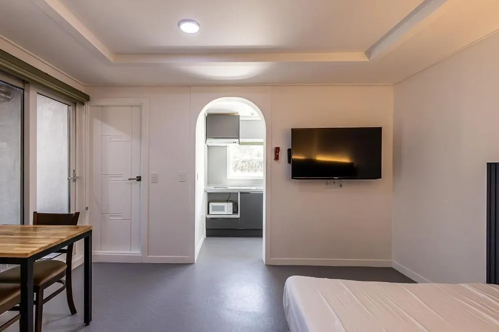 Gyeongju La Siesta Private Bbq, Disney&Netflix Guest house