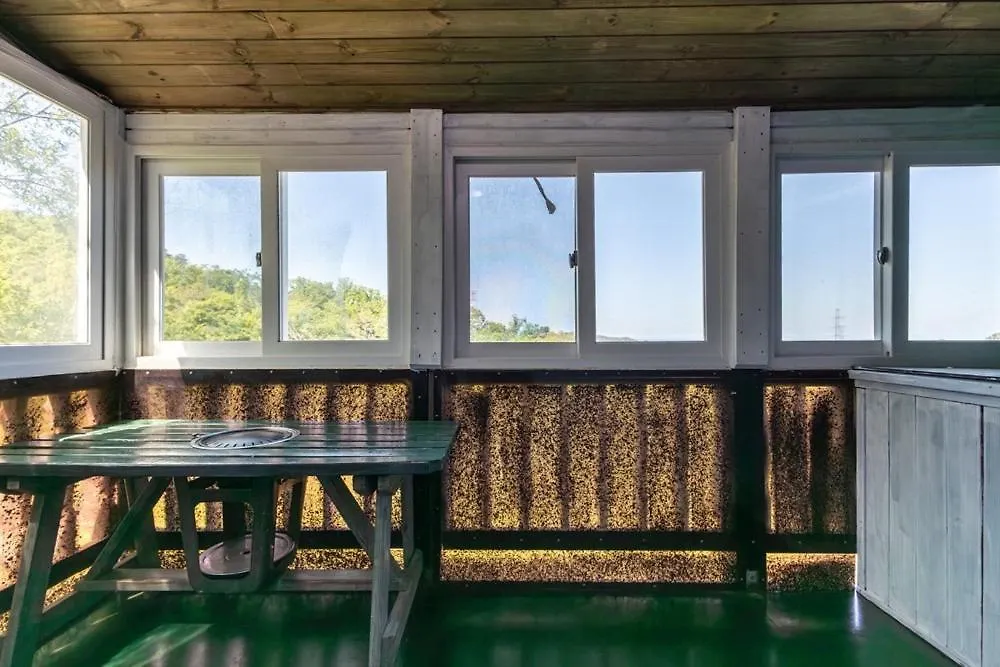 Gyeongju La Siesta Private Bbq, Disney&Netflix Guest house
