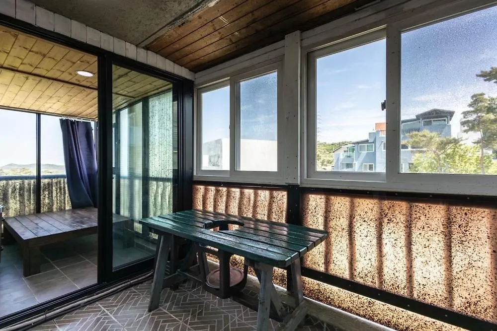 Gyeongju La Siesta Private Bbq, Disney&Netflix 0*,