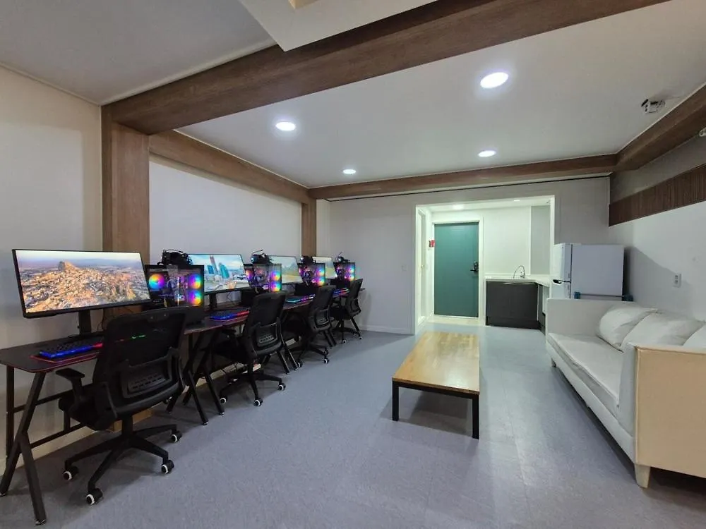 Guest house Gyeongju La Siesta Private Bbq, Disney&Netflix South Korea